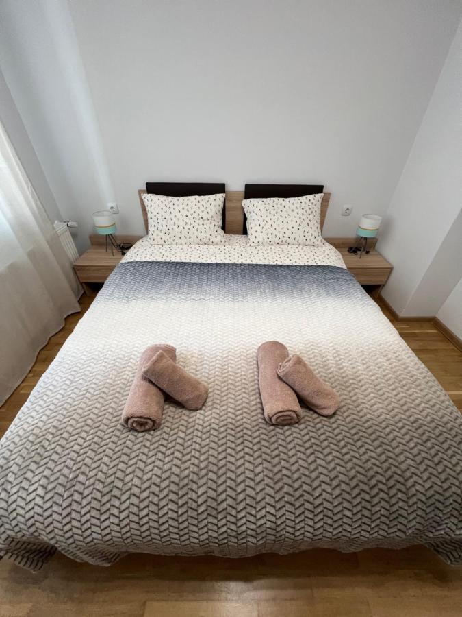 Top Center Apartment In Veliko Tŭrnovo Exterior foto
